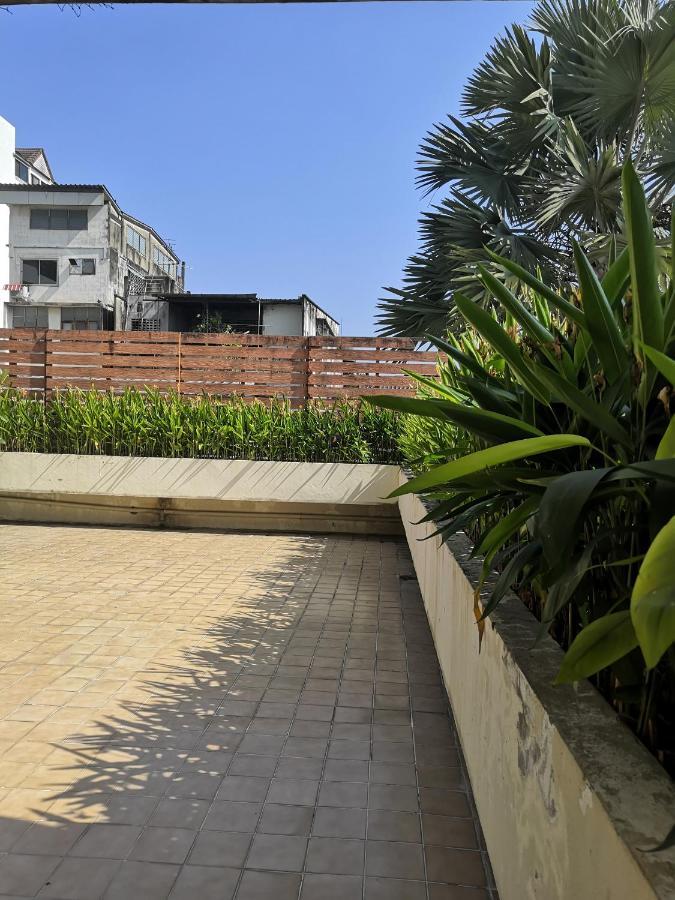 3 Pool With Condo Opposite The Train Station, Near Old City And Nimman Chiang Mai Exterior photo
